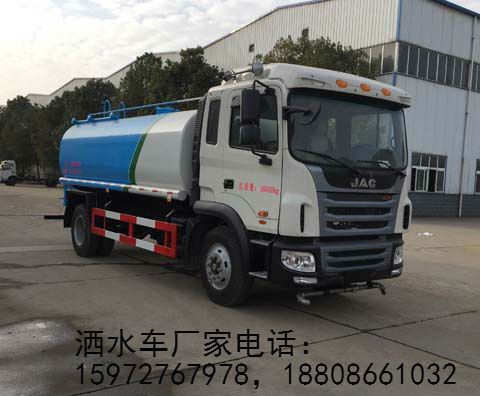 洒水车图片