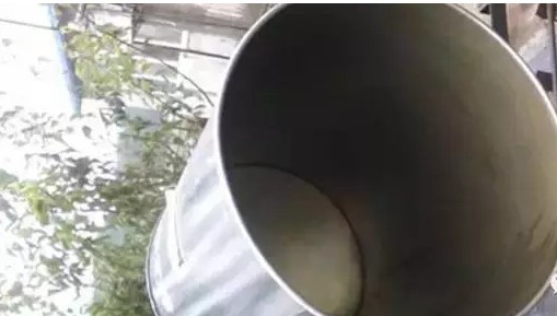 油罐车司机偷油的方法图片