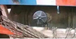 油罐车司机偷油的方法图片
