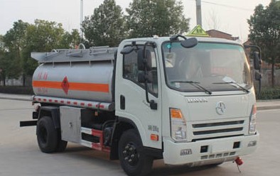 大运小型加油车