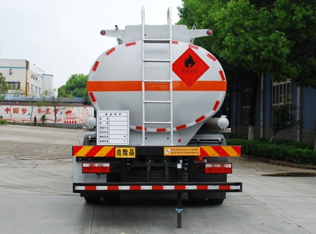 国六12.6方东风多利卡D9加油车 国六12.6方东风多利卡D9加油车