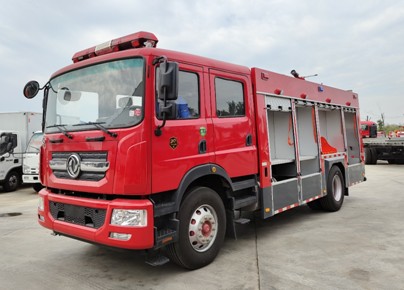 JDF5171GXFSG70-E6型水罐消防车