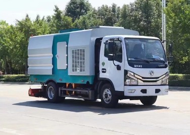 国六东风小多利卡后置吸尘车_凯力风牌KLF5071TXCE6型吸尘车