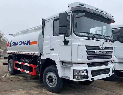 15方陕汽德龙油罐车