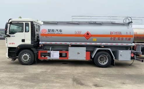重汽豪沃TX单桥10吨油罐车_楚胜牌CSC5187GJYZ6型加油车 重汽豪沃TX单桥10吨油罐车_楚胜牌CSC5187GJYZ6型加油车