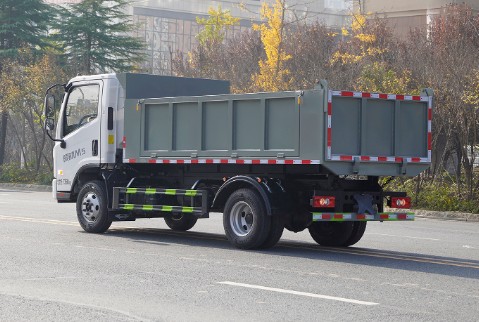 福田M5自卸式垃圾车_纵昂牌CLT5071ZLJBJ6型自卸式垃圾车 福田M5自卸式垃圾车_纵昂牌CLT5071ZLJBJ6型自卸式垃圾车