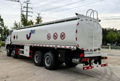 ��������������ǰ�ĺ���͹޳�_��������������35���͹޳�